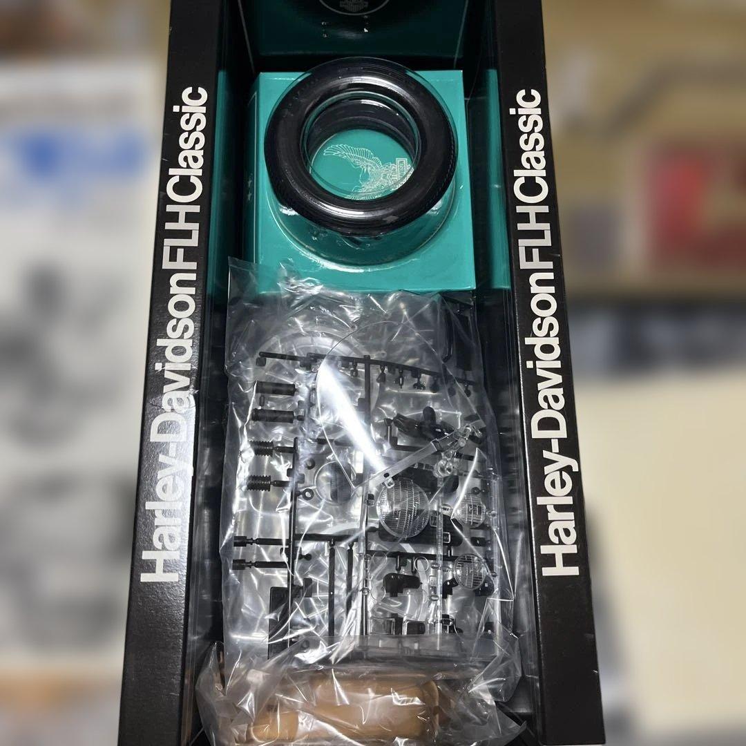 オートバイ・バイク TAMIYA 1/6 Harley-Davidson FLH Classic