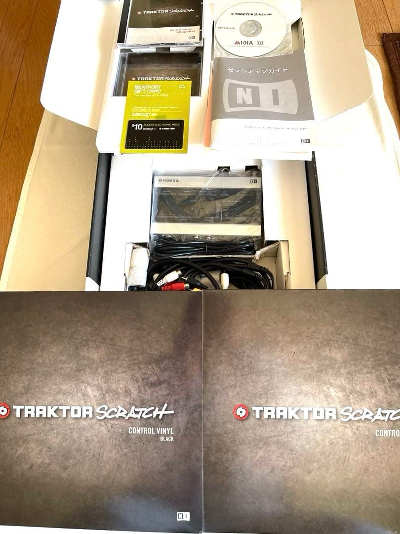 ✨未使用品✨TRAKTOR✨scratch