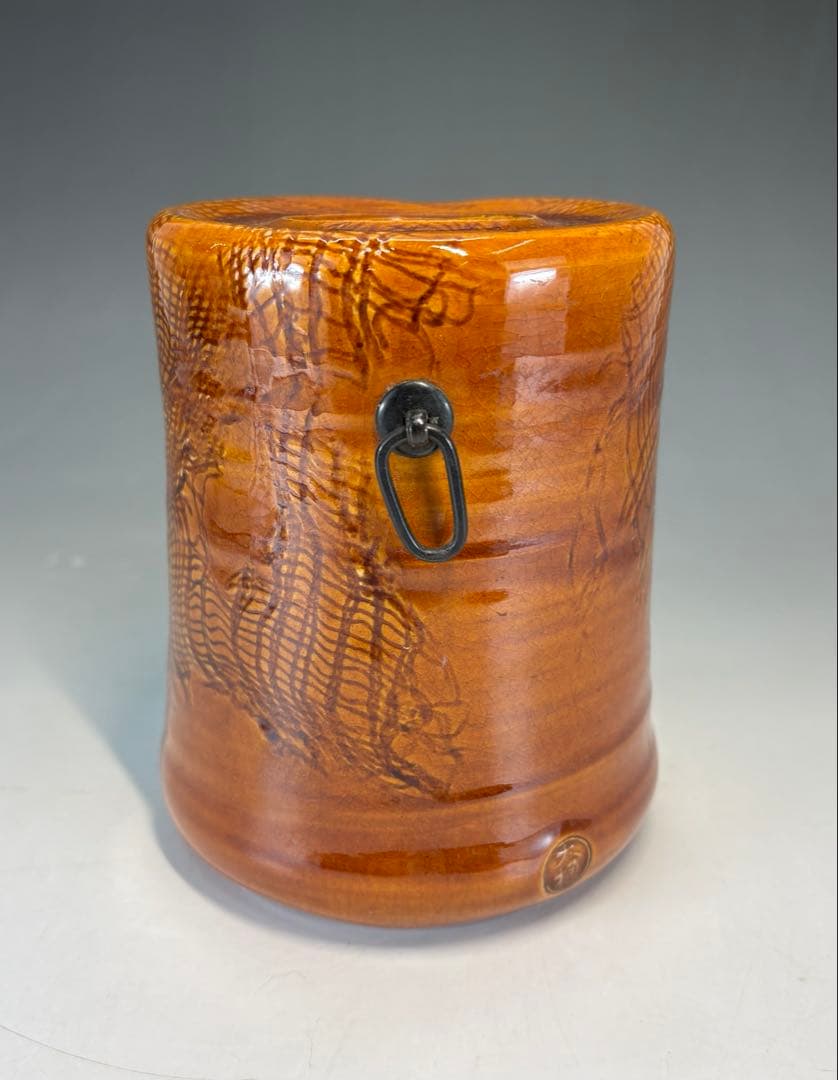 【中古品】十代大樋長左衛門造　布目大樋掛花入（共箱）