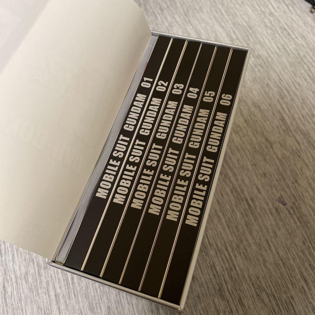 機動戦士ガンダム DVD-BOX 1〈初回限定生産・6枚組〉