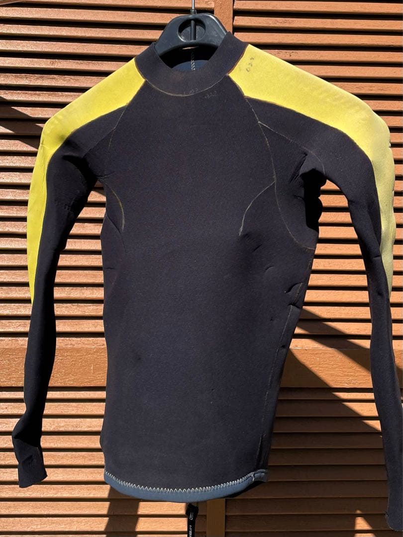 【値下げ】BILLABONG タッパー ジッパー付き レディース ジュニア