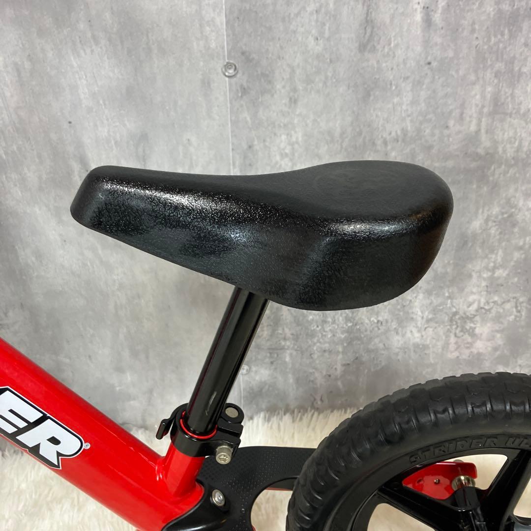 【未使用級】STRIDER SPORTS 12 ストライダー 赤　レッド