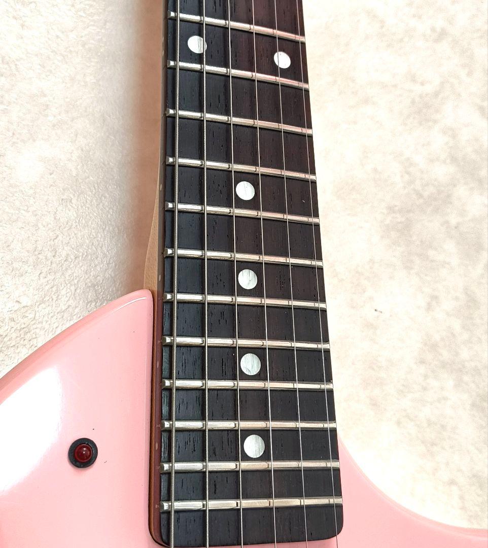 【美品】ZO-3 ピンク アンプ内蔵ミニギター 専用ケース付 ぞーさん