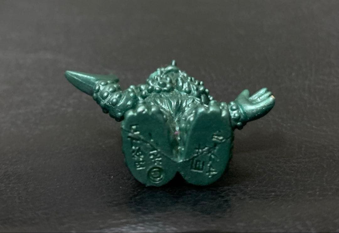 ウルトラ怪獣消しゴム　巨大ヤプール（グリーンメタリック）ポピー　希少　昭和レトロ