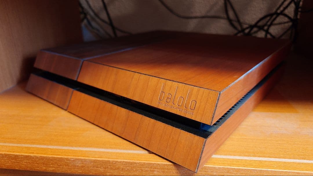 PS4 本体 初期型 チェリー木製カバー付き