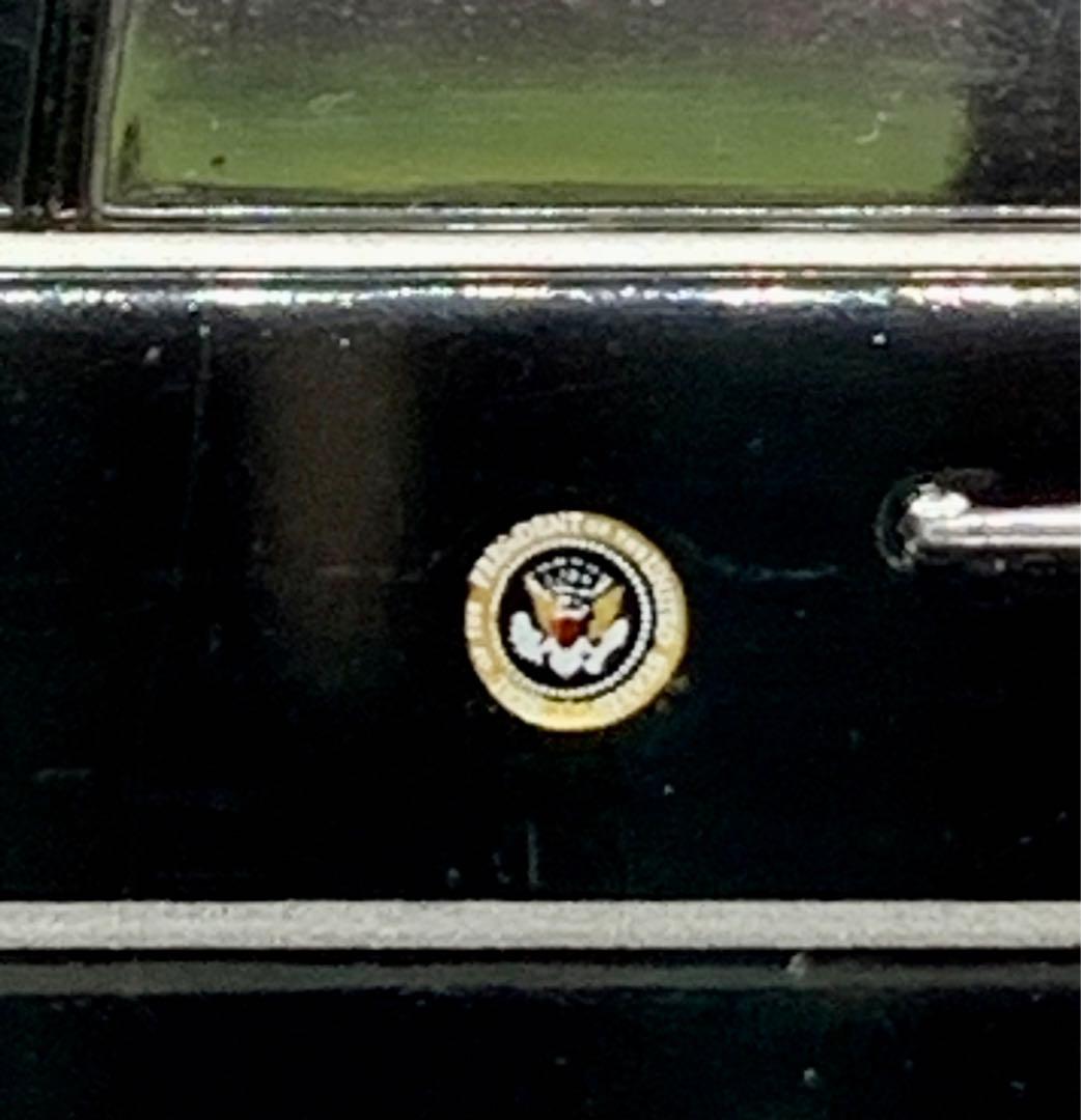 グリーンライト 2009 キャデラック ワン リムジン ザ ビースト 1/43