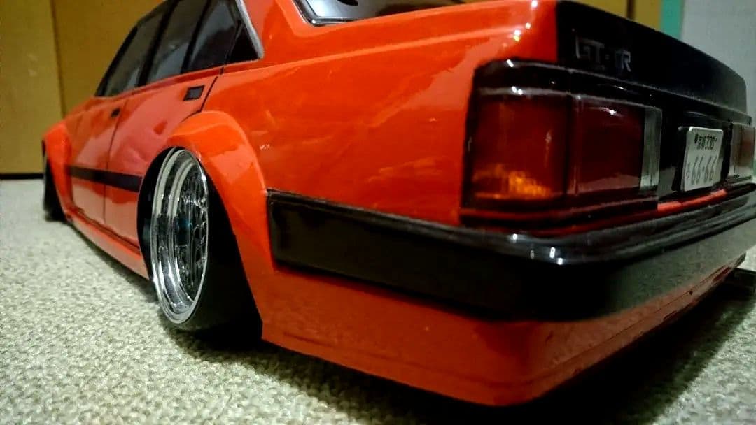 カリーナ　AA63　フレーク塗装　前照灯/尾灯ハロゲン風LED付　目立度MAX