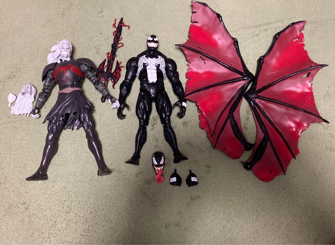 マーベルレジェンド　ヴェノム　ヌル　開封品　箱痛み