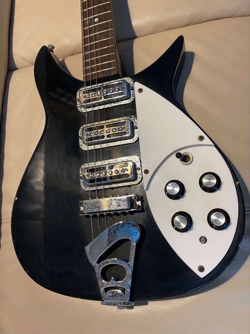 う*丼様 Greco guitar ストラトタイプ　ジャンク