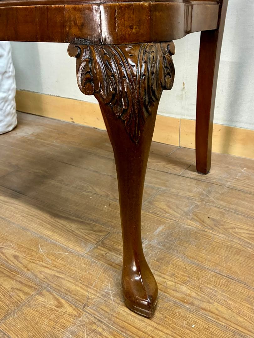 管445☆イギリス製☆Lloyd's Antiques☆クィーンアンチェアー