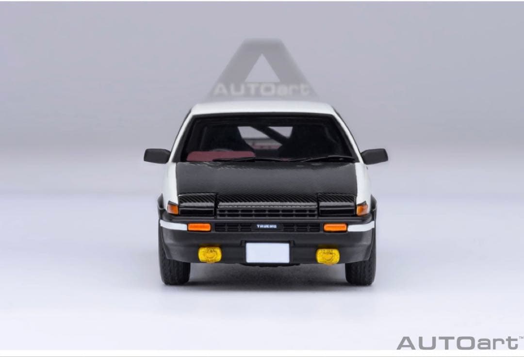AUTO art頭文字D トレノAE86 ファイナルバージョン　1/64ミニカー