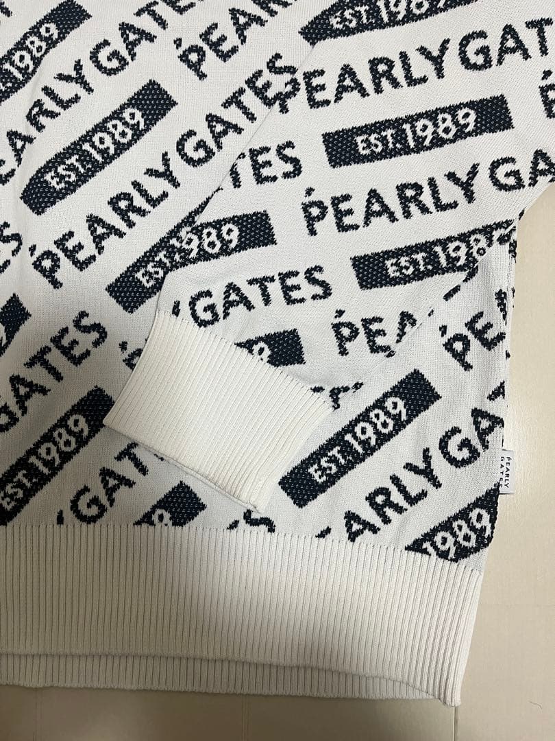 ⭐︎お値下げ⭐︎即完売モデル！パーリーゲイツ 総柄ロゴ セーター サイズ4