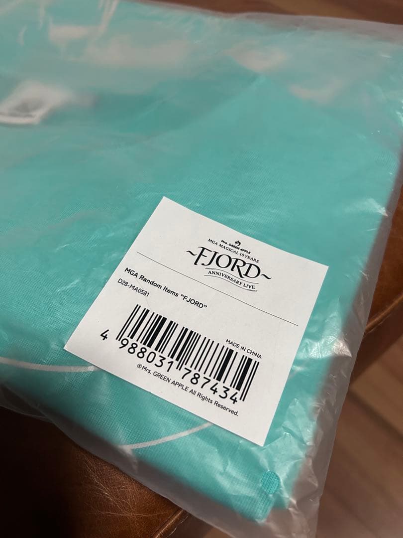 m*️様 Mrs.GREEN APPLE ガチャ当たり！Tシャツ！フィヨルド　お