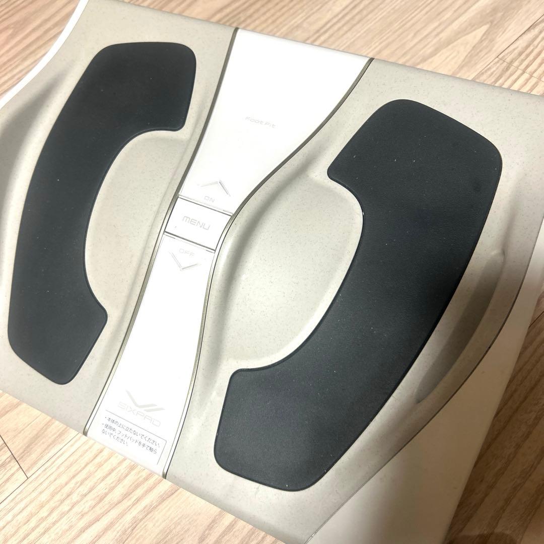 《最新モデル》 シックスパッド フットフィット 3 SIXPAD