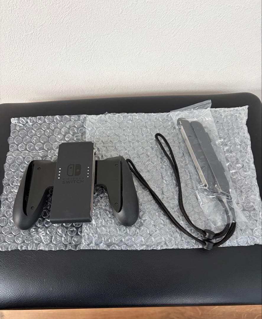 【美品・使用数回】Nintendo Switch 本体＋スマブラSP セット