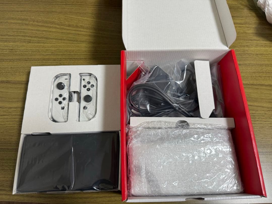 Nintendo Switch有機EL本体ホワイト ※ジョイコングリップ無し
