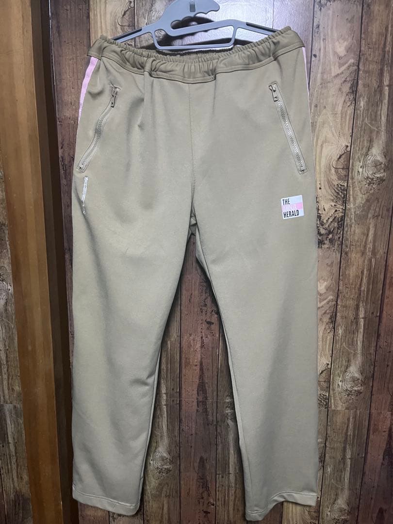 平本蓮　AMNJX セットアップ　ジャージ　廃盤