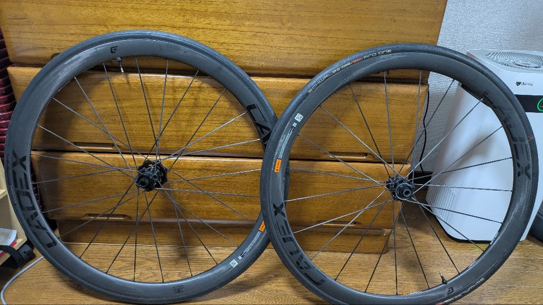CADEX 36 Disc Tubeless シマノフリー