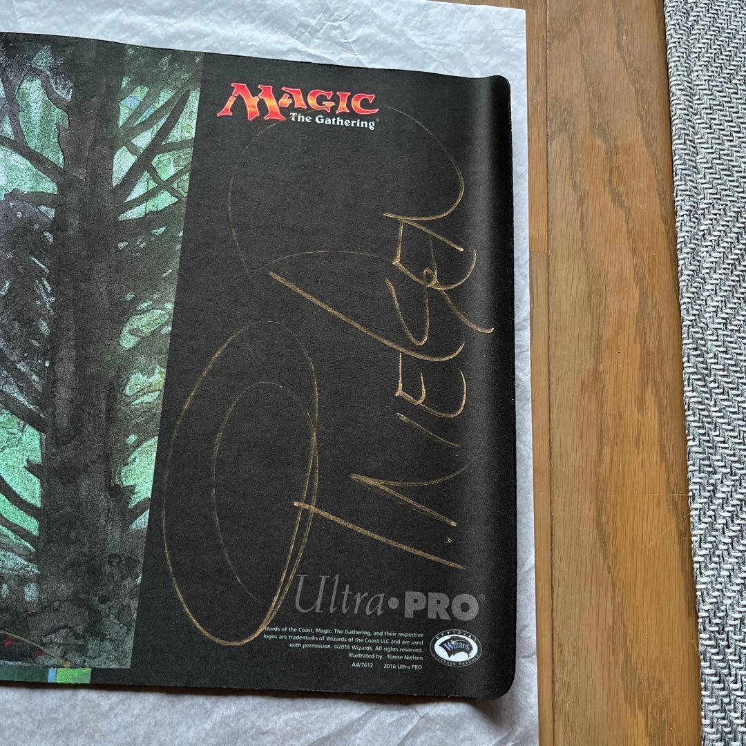 MTG プレイマット　グルランド　森　サイン入り