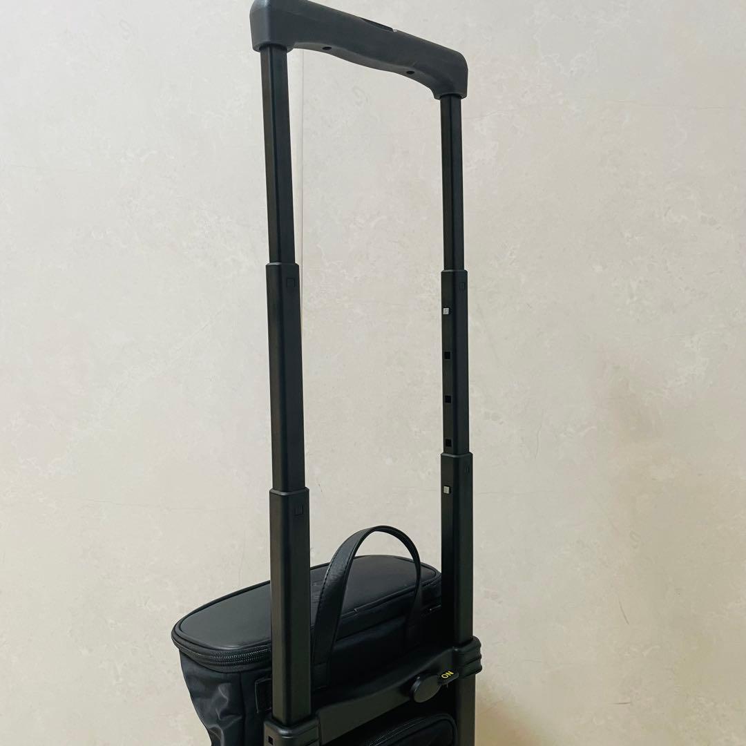 【美品】スワニー キャリーバッグ アミーカ 4輪ストッパー 17L