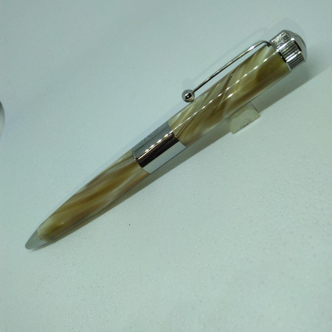 ROMEO No.3　イタリアンベージュ　太軸　 R154 ボールペン 本体