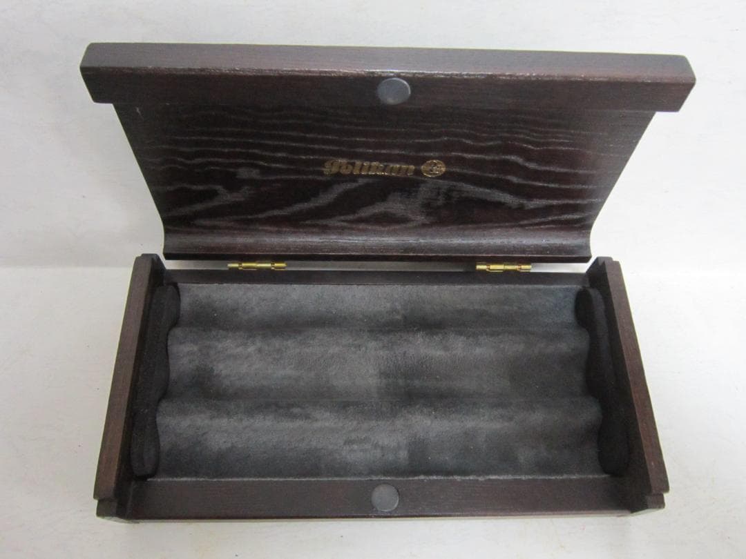 ペリカン　万年筆　ペンケース　木製　セミアンティーク品　万年筆は参考品