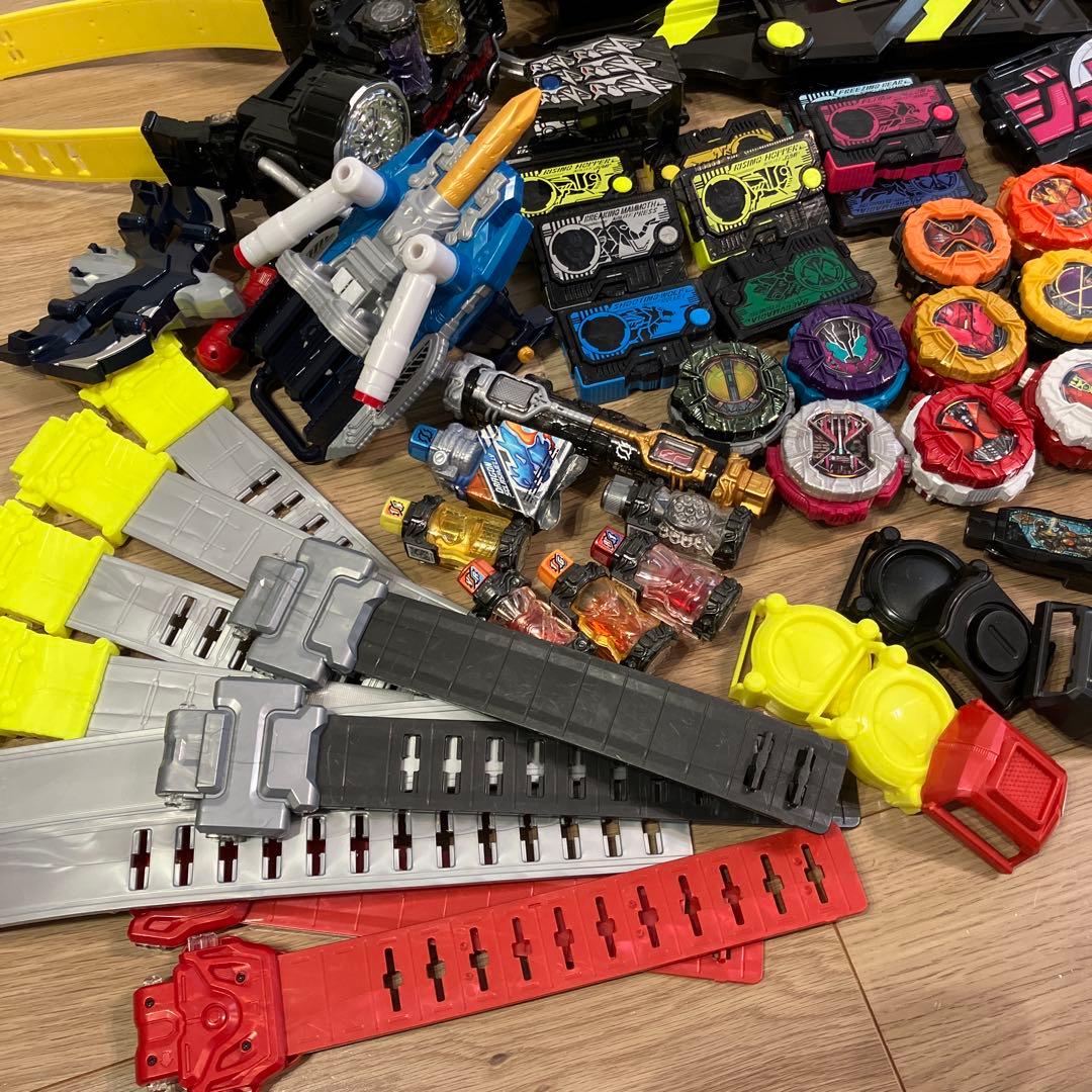 仮面ライダー 　レンジャー　ウルトラマン　まとめ売り　戦隊もの　ベルト