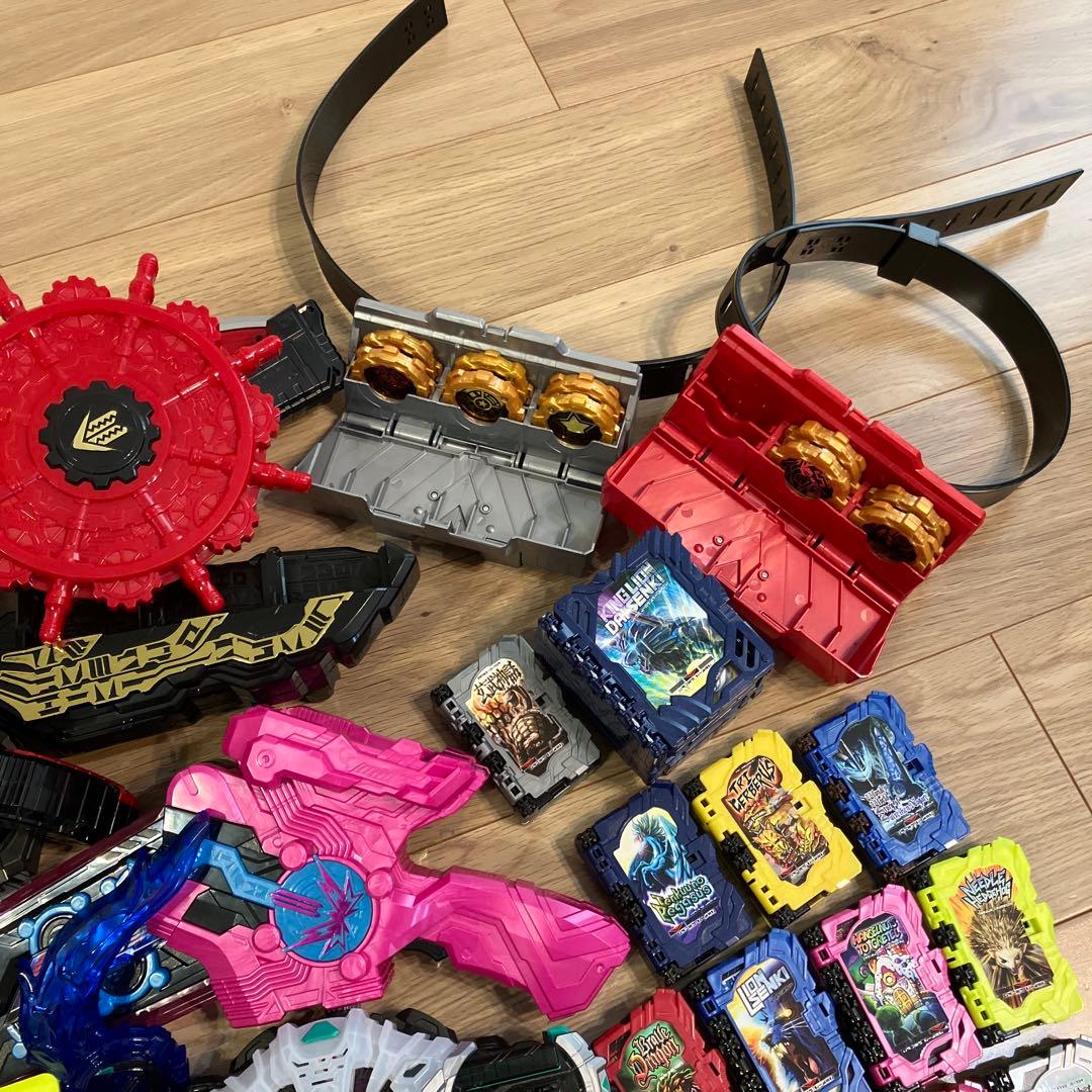 仮面ライダー 　レンジャー　ウルトラマン　まとめ売り　戦隊もの　ベルト