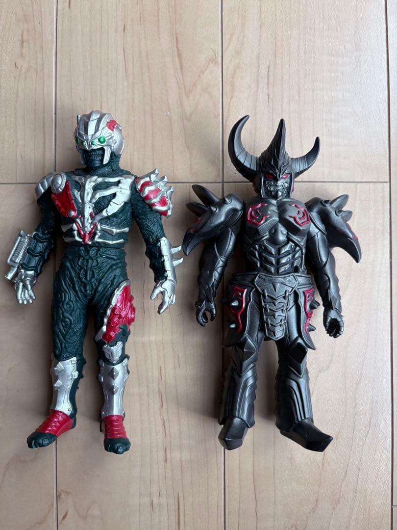 旧ウルトラマンソフビ 15体とガシャポンのバルタン星人