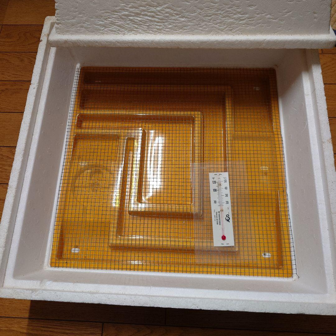 リクガメ等に使用してました！ 中古のインキュベータ（爬虫類）