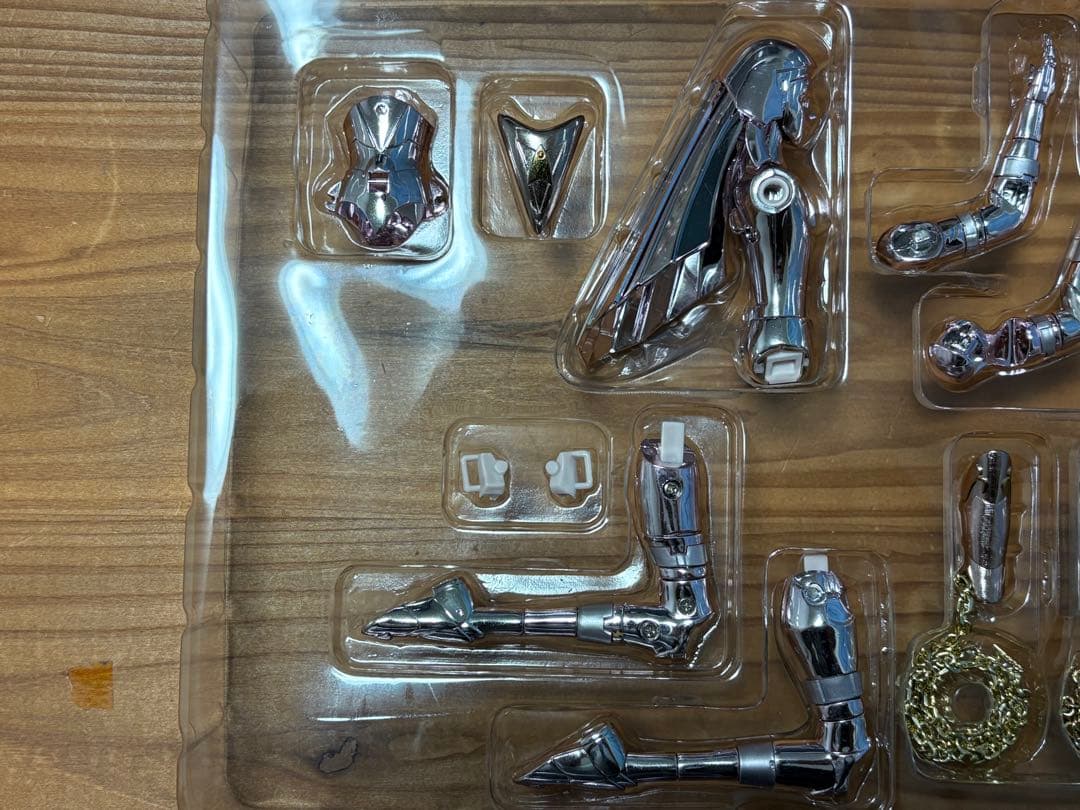 聖闘士星矢 アンドロメダ瞬（ゴッドクロス）フィギュア 聖闘士聖衣神話