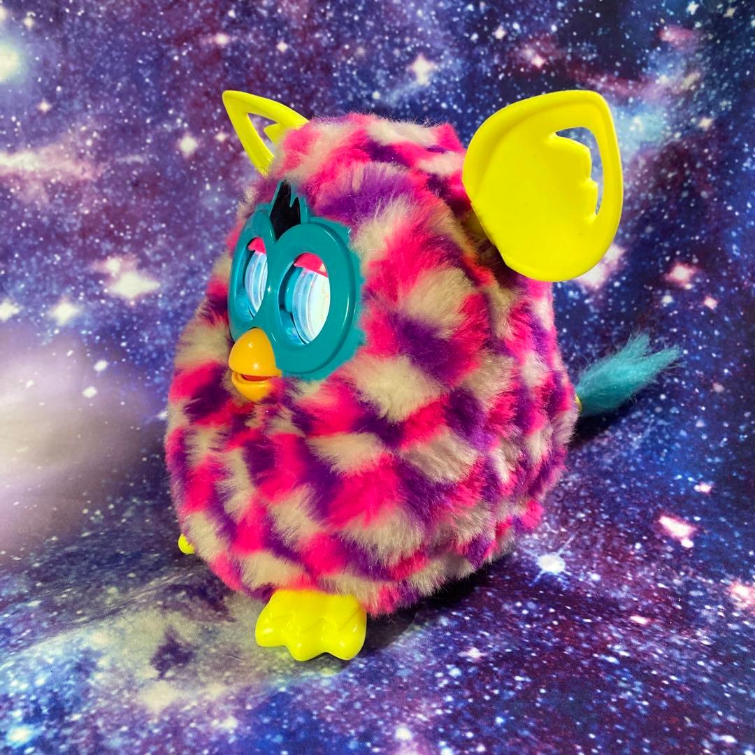 Furby ファービー ピンクホワイトパープル[デジタルペット]