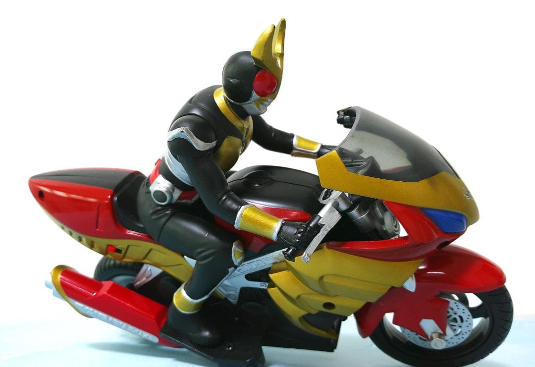 当時モノ　仮面ライダーアギト　マシントルネイダー　フィギュア