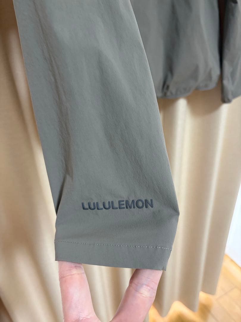Lululemon ランニング　ジャケット　M