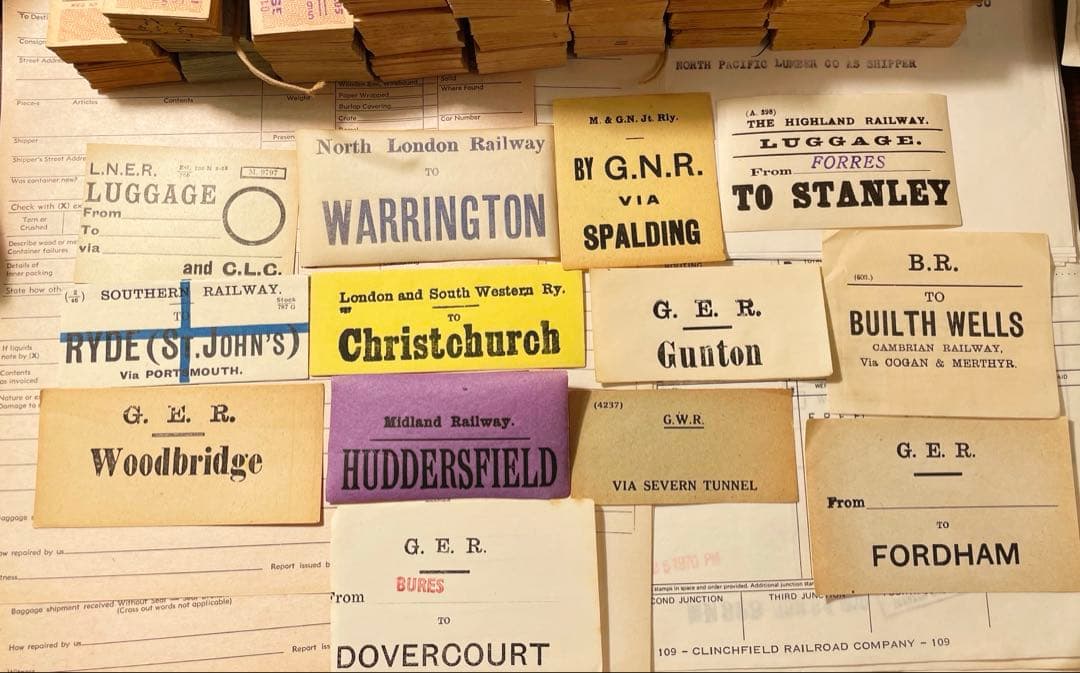 海外チケット束5個　イギリスばらチケット8枚　ヴィンテージ鉄道荷物札13枚