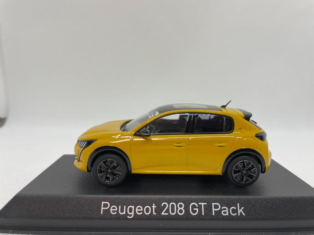 404-076 ノレブ 1/43 プジョー 208 GT Pack 2022
