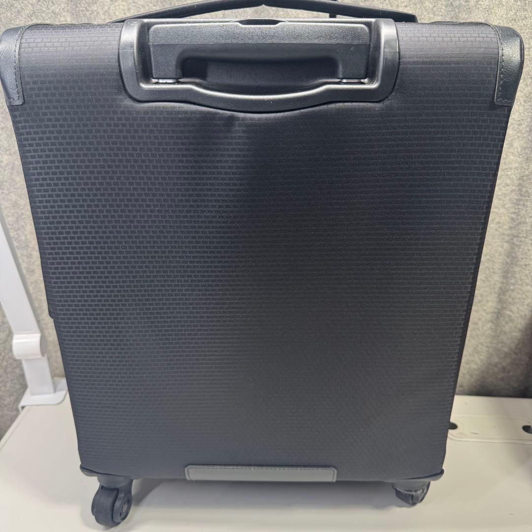 か*※様 エース プロテカ フィーナ スーツケース ソフトキャリー 黒 鍵付き