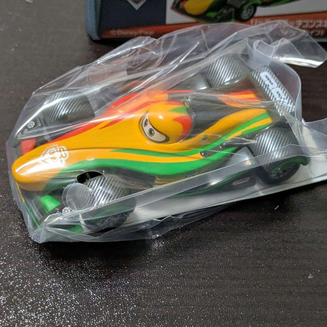 カーズ トミカ リップ・クラッチゴンスキー （カーボンレーサータイプ）