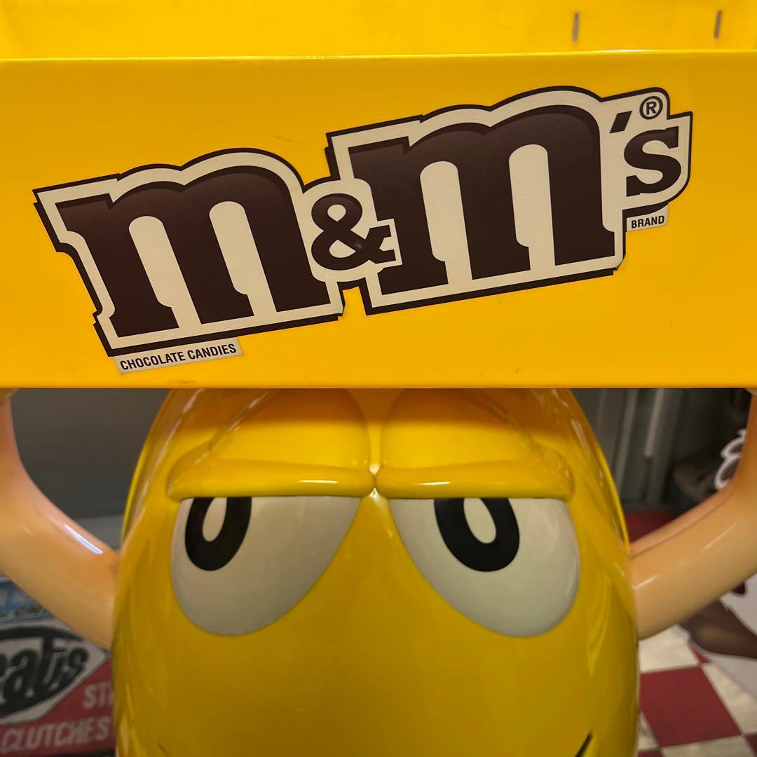 as エムアンドエムズ　販促ディスプレイモデル