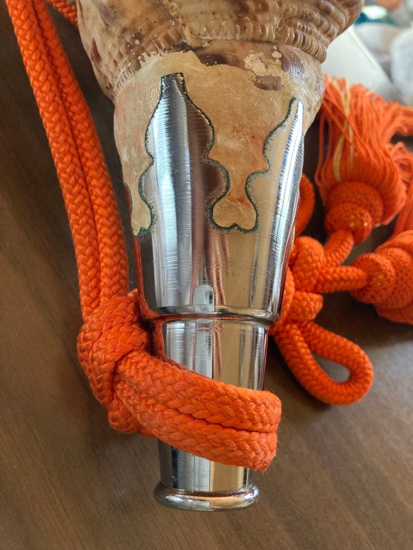 法螺貝 大型40cm 以上　吹き口付き 網袋・房付き 修験道 山伏