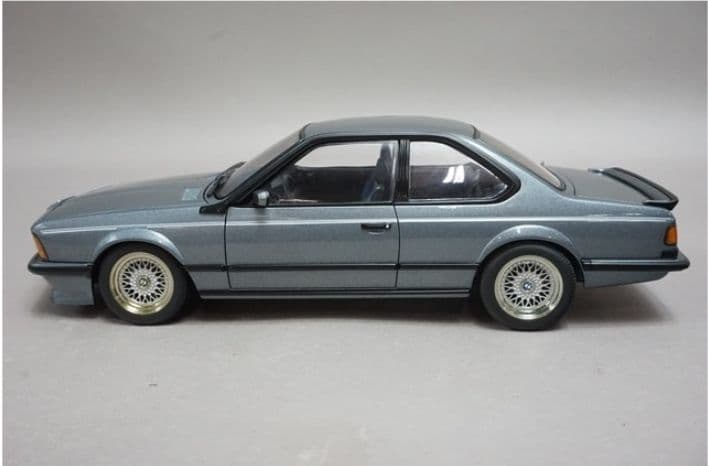 オートアート M635 CSi Shadow-Line 1/18
