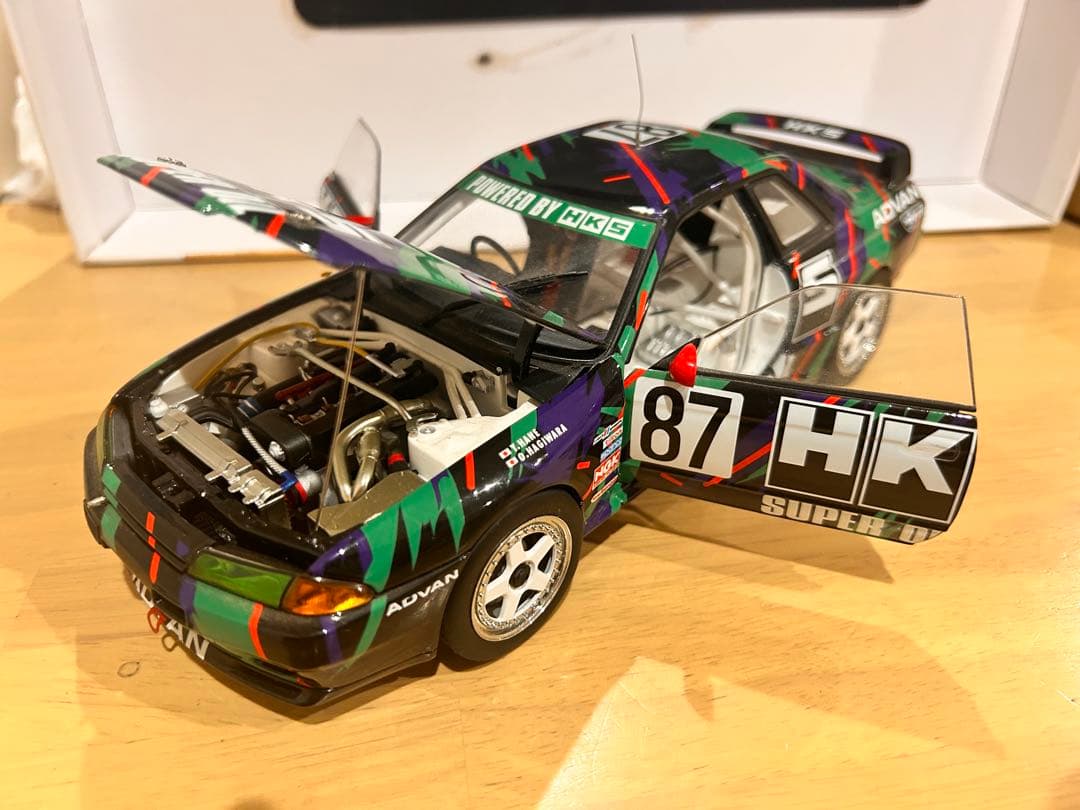 Autoart 1/18 HKS スカイライン GT-R グループA '93