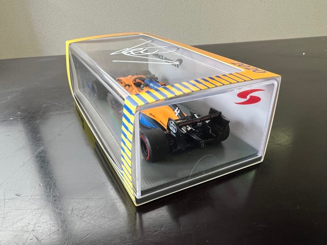 F1 McLaren MCL35 ランドノリス直筆サイン入ミニカー1:43
