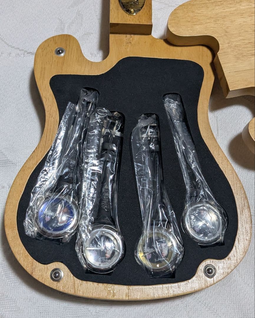 THE BEATLES LIMITED EDITION 腕時計 4種セット