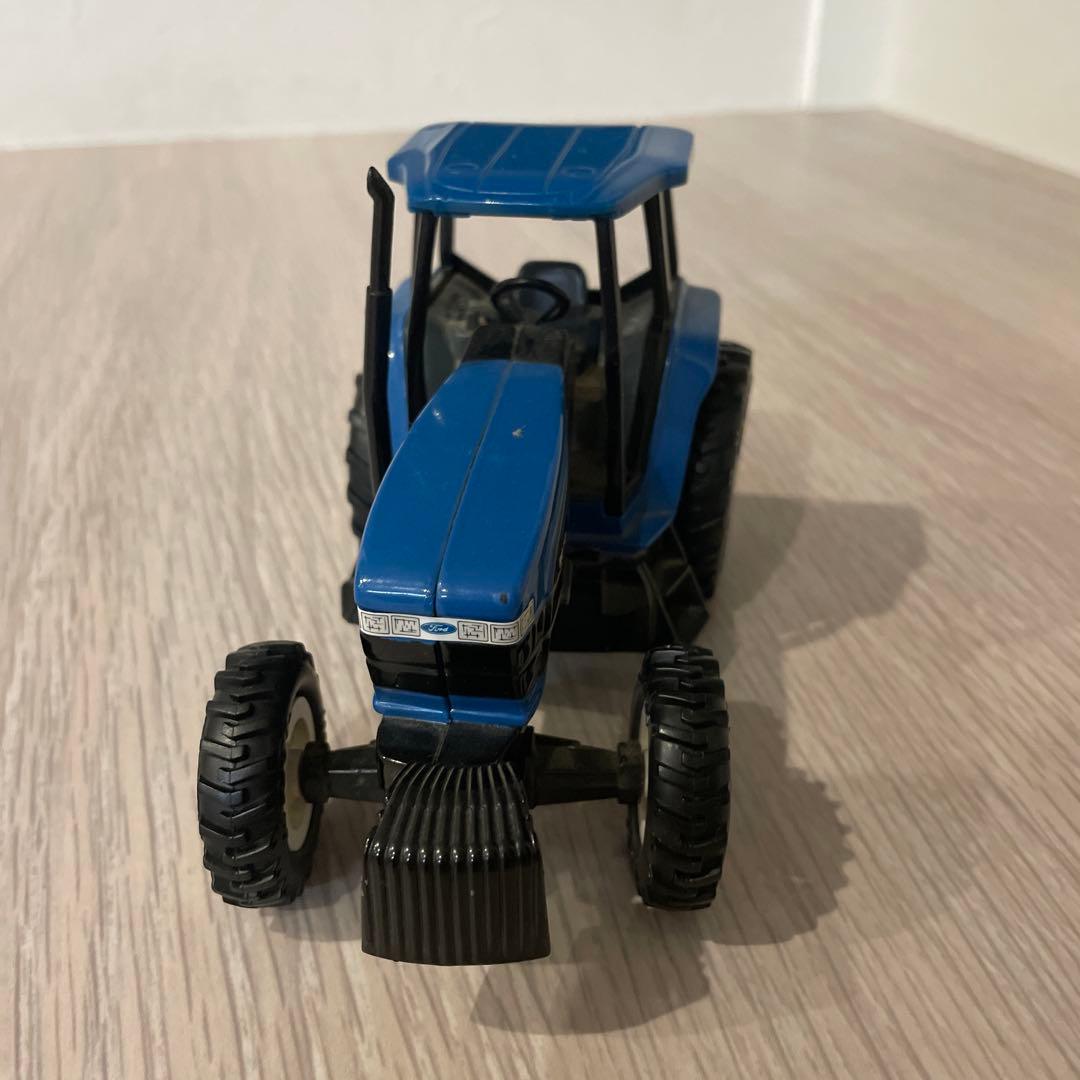 フォード8670 ブリキのトラクター　おもちゃ　レア　ニューホランド.