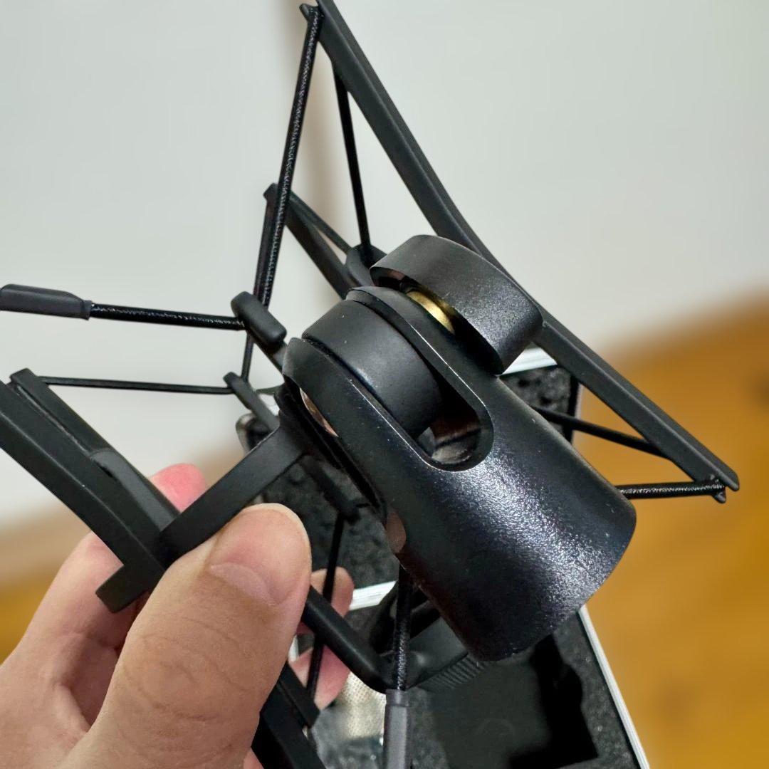 ひ*ま様 AKG P220 コンデンサーマイク