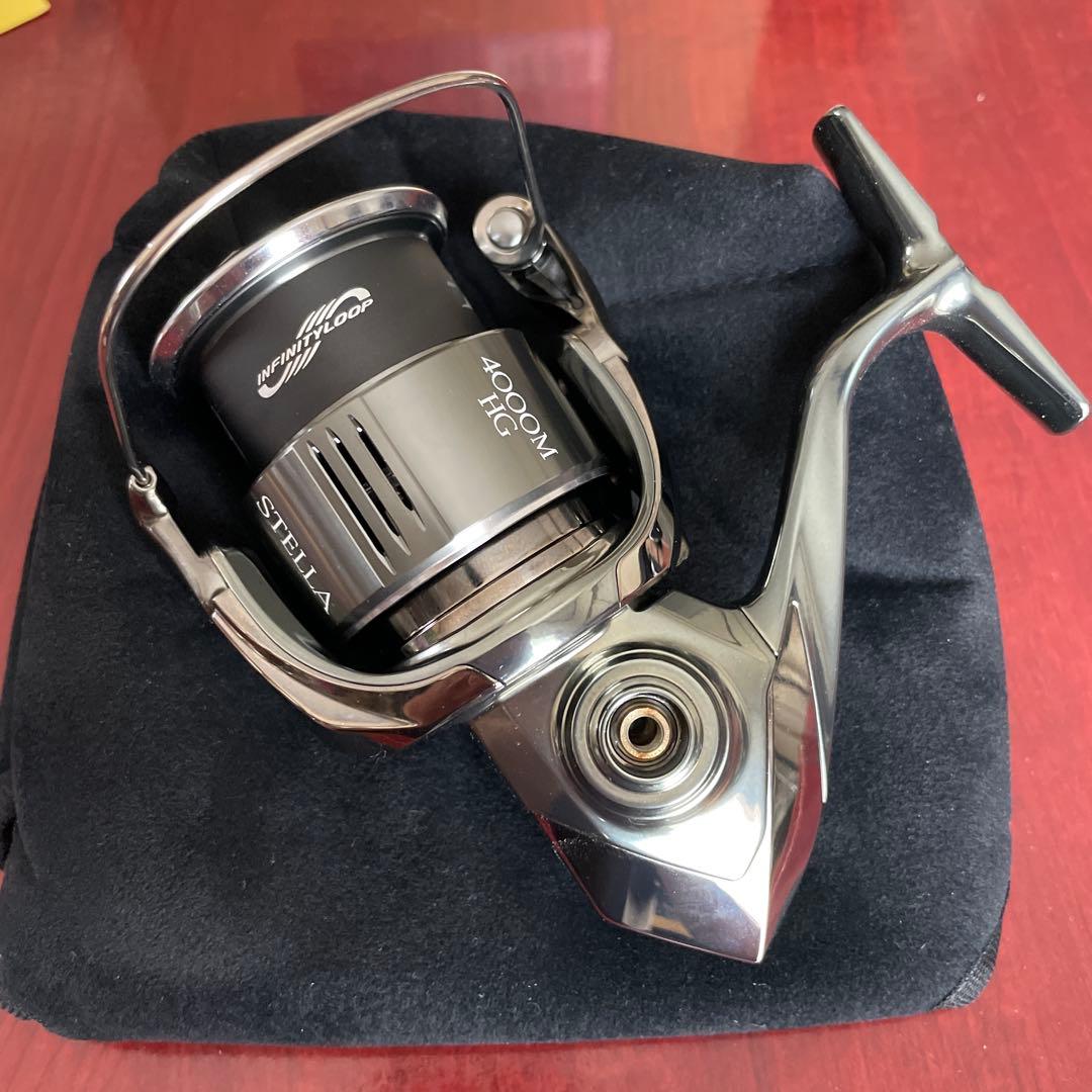 新品未使用　22ステラ　4000MHG シマノ