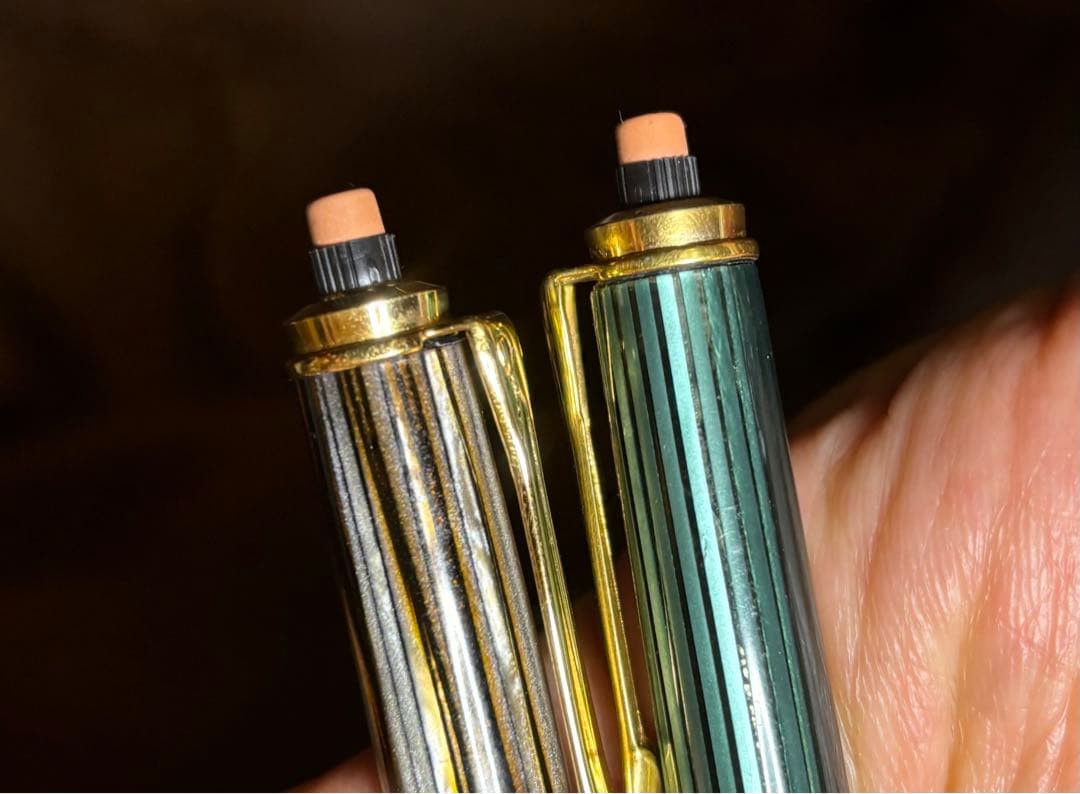 高級PELIKAN14k万年筆とボールペン、シャープペン3本＆レザーケース付き