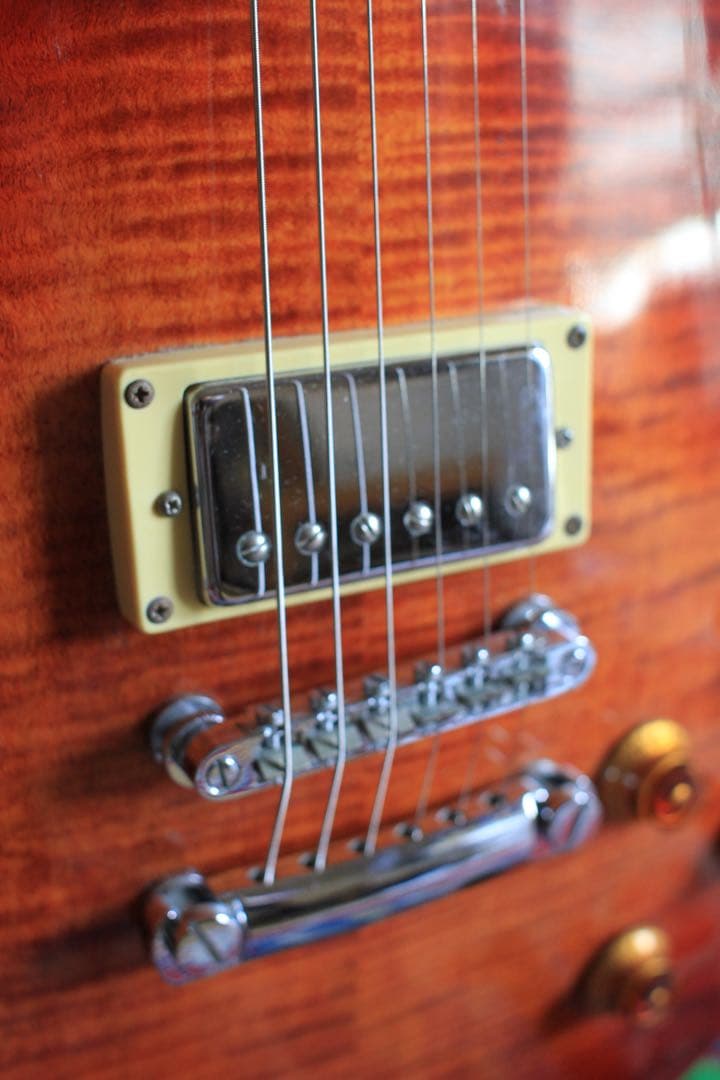 エピフォンレスポール　エレキギター サンバースト