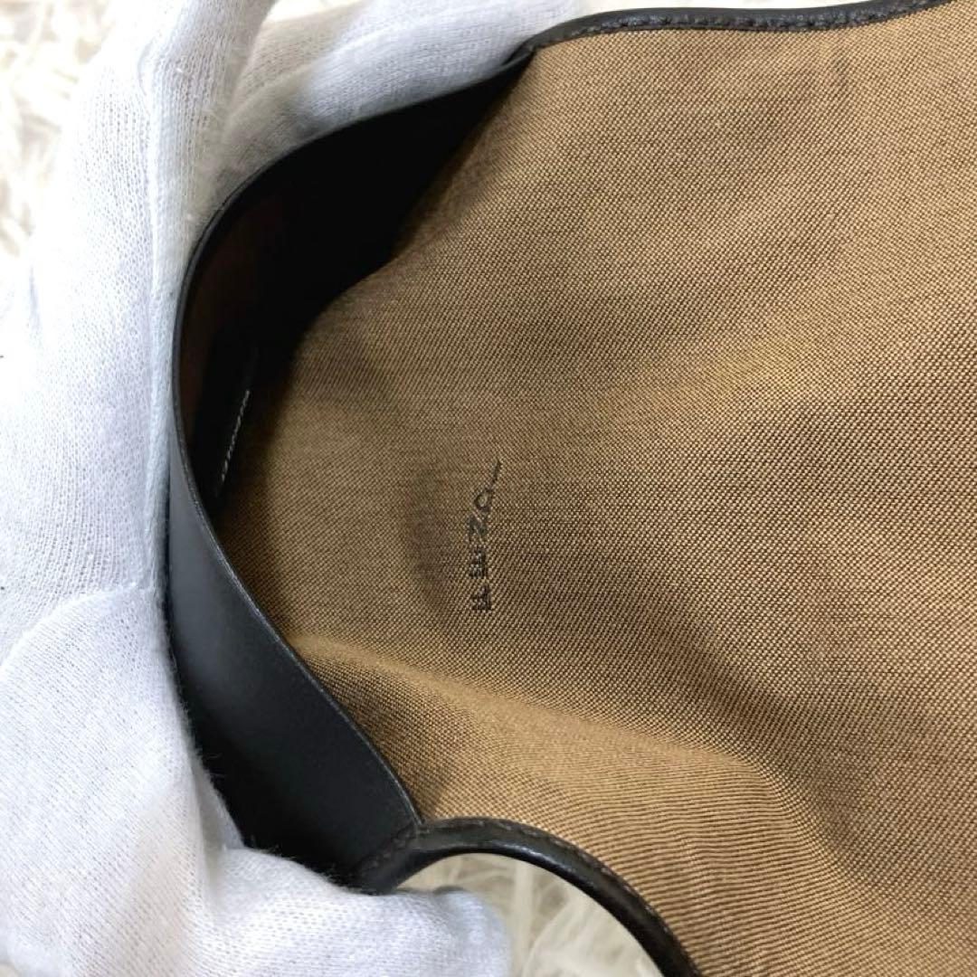 ✨新品フェンディ パスポートケース ズッカ FF メンズ レディース 本物 正規